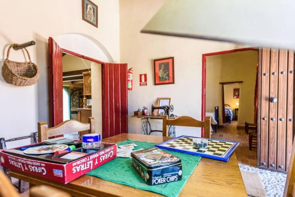 Villa Casa Cortijo En Dehesa Sierra Leon La Puebla de los Infantes Exterior foto